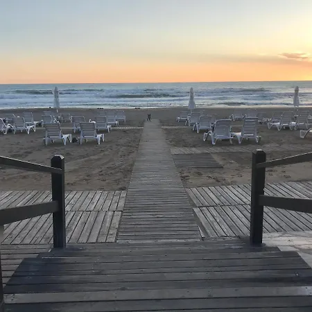 Apartament Ancient Park 2 *